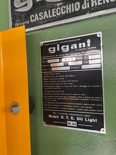 Usato GIGANT 200 ton
