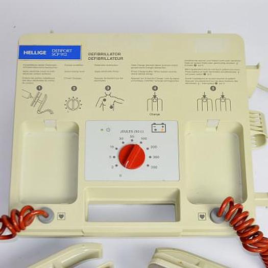 Used MANUAL DEFIBRILATOR (0 to 360J) HELLIGE DEFIPORT SCP 912