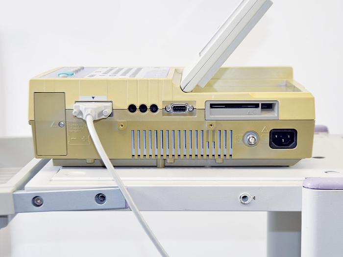 Used ECG ELECTROCARDIOGRAPH NIHON KOHDEN CARDIOFAX