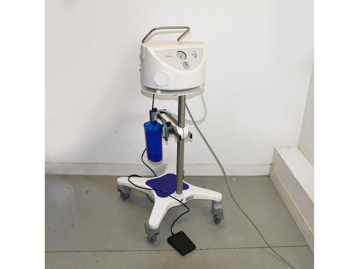 D'occasion MEDAP BORA UNIVERSAL 2080 SURGICAL ASPIRATOR