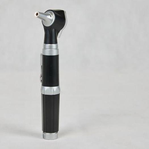 Used COMPACT OTOSCOPE WITH DIRECT HALOGEN LIGHT