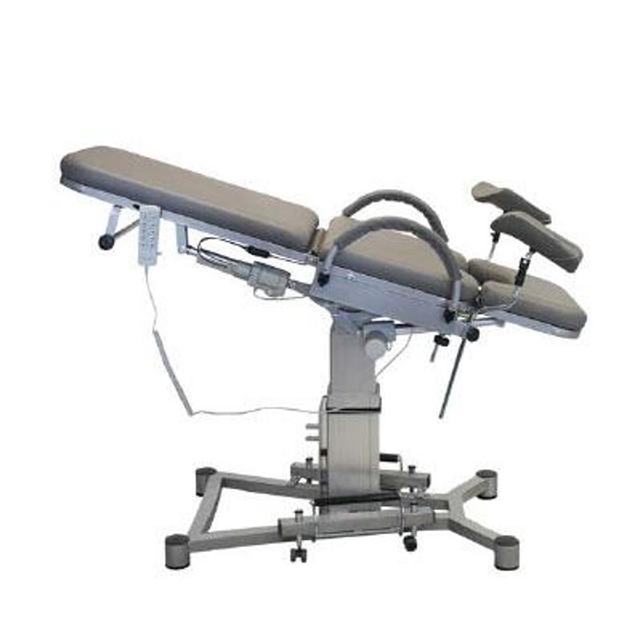 original-neuf-fauteuil-pour-examens-gynecologiques-avec-4-actionneurs-caldara.jpg