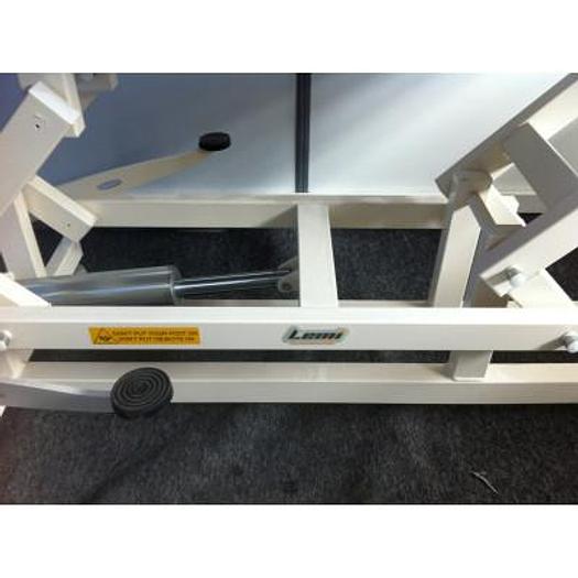 Used TREATMENT TABLE/EXAMINATION COUCH LEMI SOSUL 2000 WITHOUT HEADREST