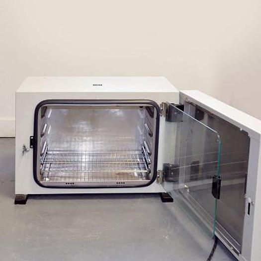 Used BACTERIOLOGICAL OVEN BINDER B28