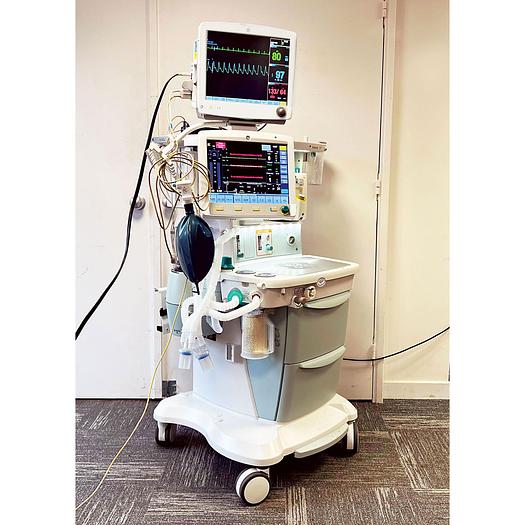 Used GENERAL ELECTRIC ADVANCE CS2 ANESTHESIA RESPIRATOR with MONITORING ANESTHESIA CARESCAPE