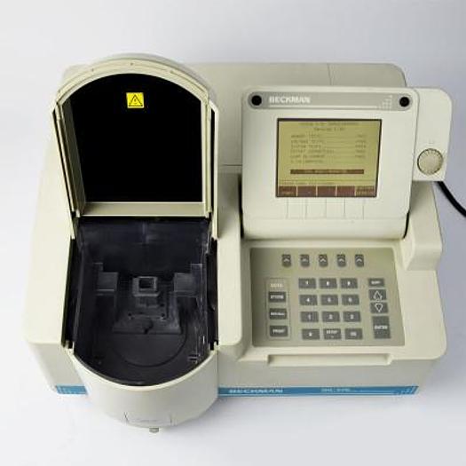 Used BECKMAN 530 SPECTROPHOTOMETER