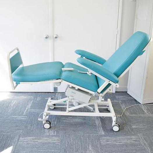 Used DIGITERM COMFORT 4 4-MOTOR HEMODIALYSIS/CHEMOTHERAPY CHAIR
