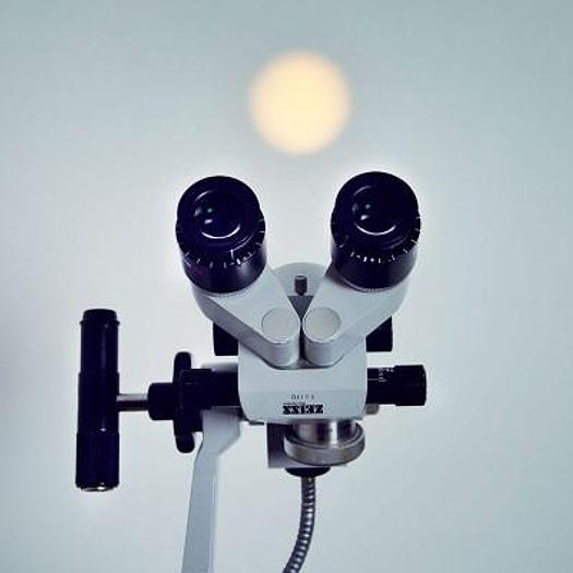 Used ZEISS BINOCULAR COLPOSCOPE ON STAND