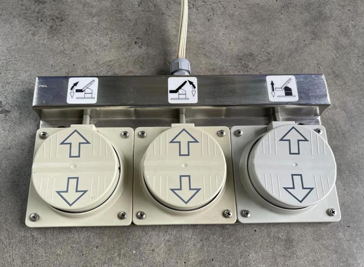 D'occasion CAISE GYNECOLOGIQUE SCHMITZ modele MEDI-MATIC 115.515