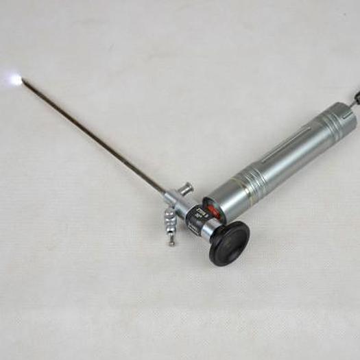 PORTABLE LED COOL LIGHT SOURCE