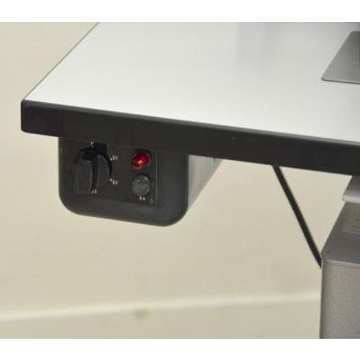 Used HAAG STREIT BM 900 SLIT LAMP WITH THREE-DIMENSIONAL MOVEMENTS, ON ITS VARIABLE HEIGHT TABLE