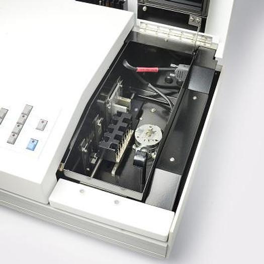 Used CECIL CE 7400 UV-VISIBLE SPECTROPHOTOMETER