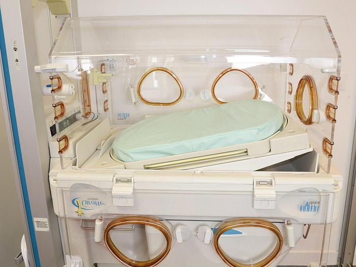 D'occasion COUVEUSE GENERAL ELECTRIC GIRAFFE OMNIBED