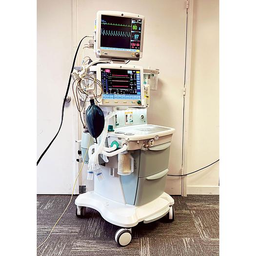 Used GENERAL ELECTRIC ADVANCE CS2 ANESTHESIA RESPIRATOR with MONITORING ANESTHESIA CARESCAPE