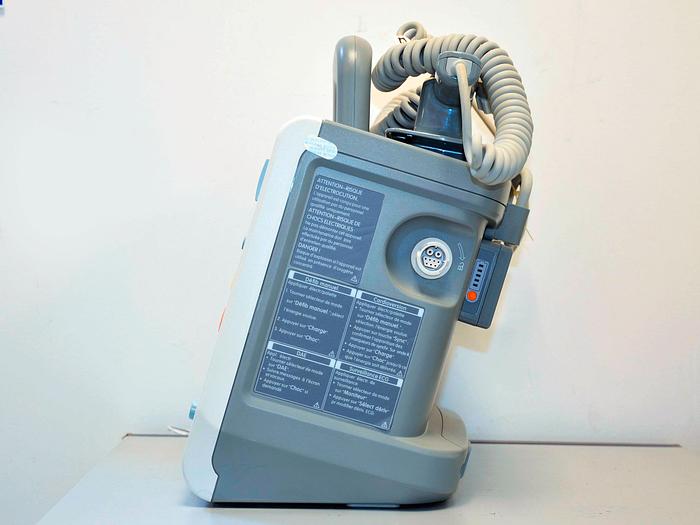 Used MINDRAY D6 DEFiBRiLATOR