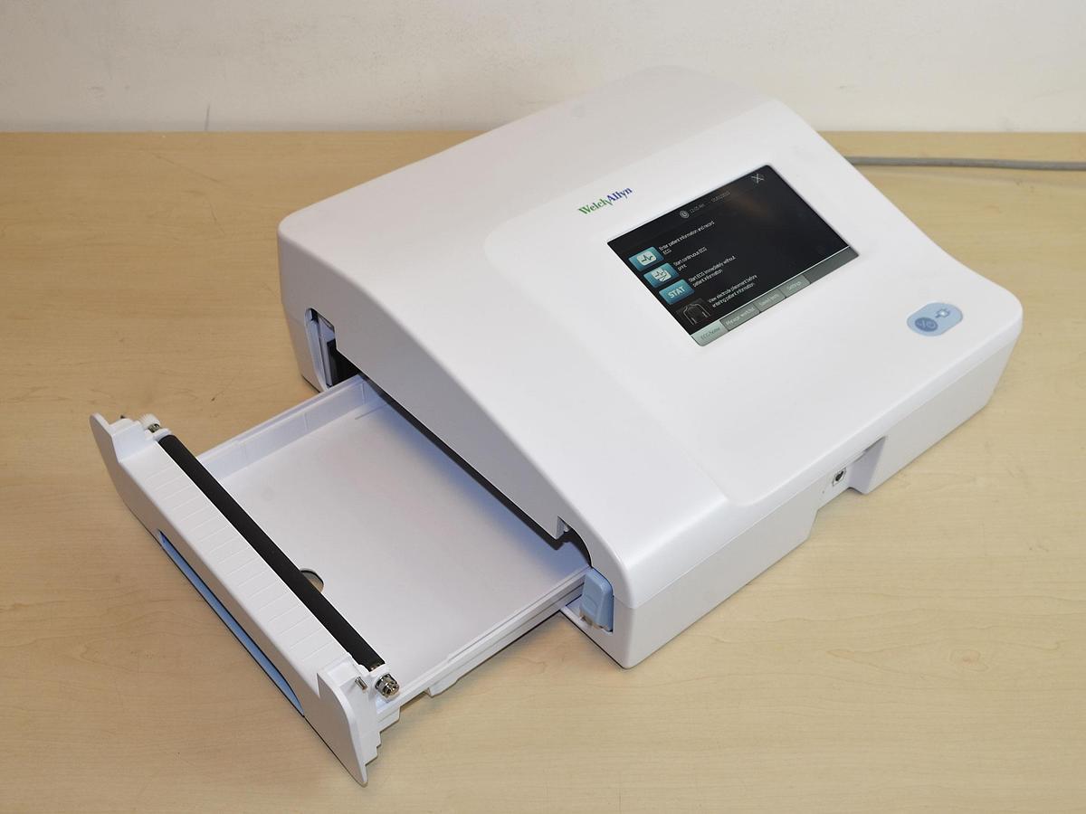 WELCH ALLYN CP-150 ELECTROCARDIOGRAPHER