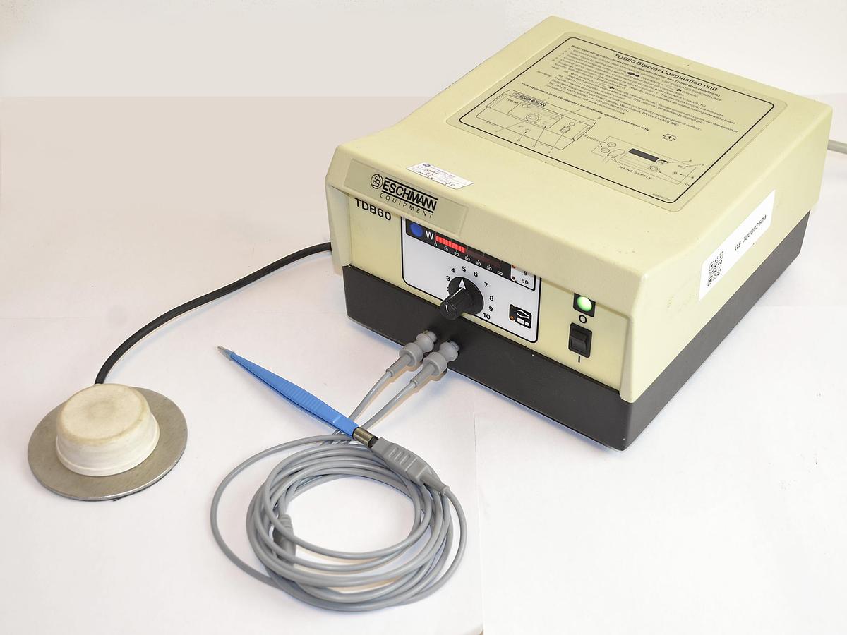 D'occasion ESCHMANN TD860 OFFICE BIPOLAR SCALPELLE