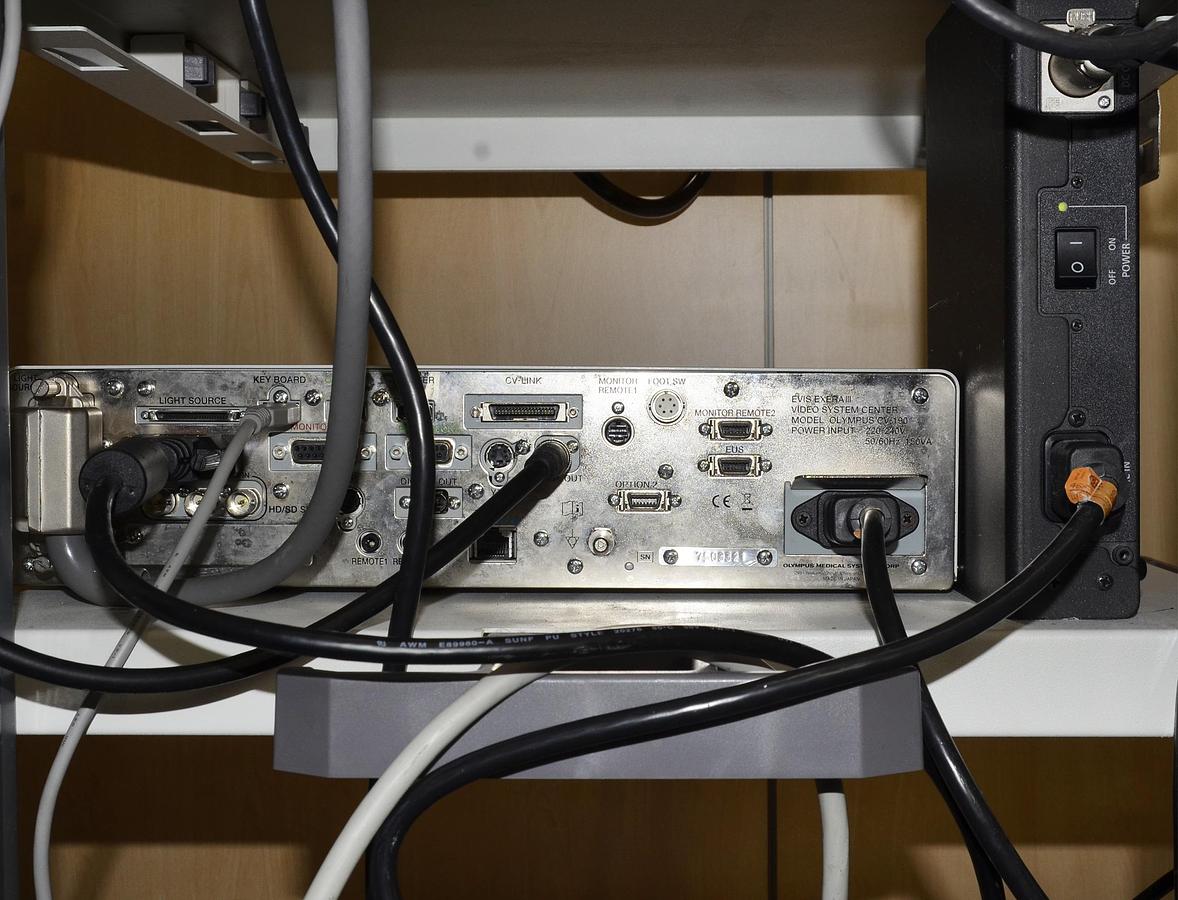 D'occasion OLYMPUS EXERA III CV190 VIDEO COLUMN WITH 2 ENDOSCOPES