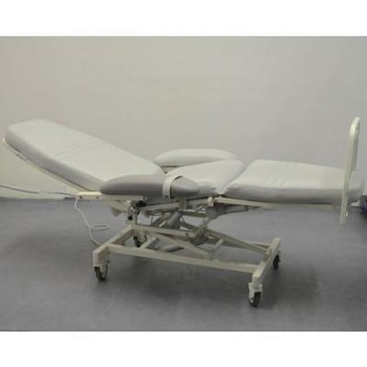 Used ELECTRIC DIALYSIS CHAIRCOMFORT 4 WITH 4 MOVEMENTS