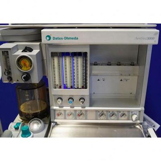Used DATEX OHMEDA AESTIVA 3000 ANESTHESIA VENTILATOR WITH GENERAL ELECTRIC ANESTHESIA MONITOR