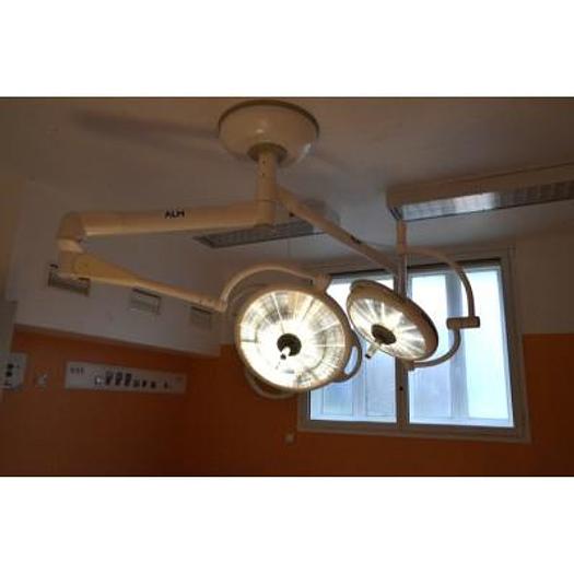 Used ALM PRISMALIX OPERATING LIGHT WITH 70CM DOME AND 50CM SATELLITE