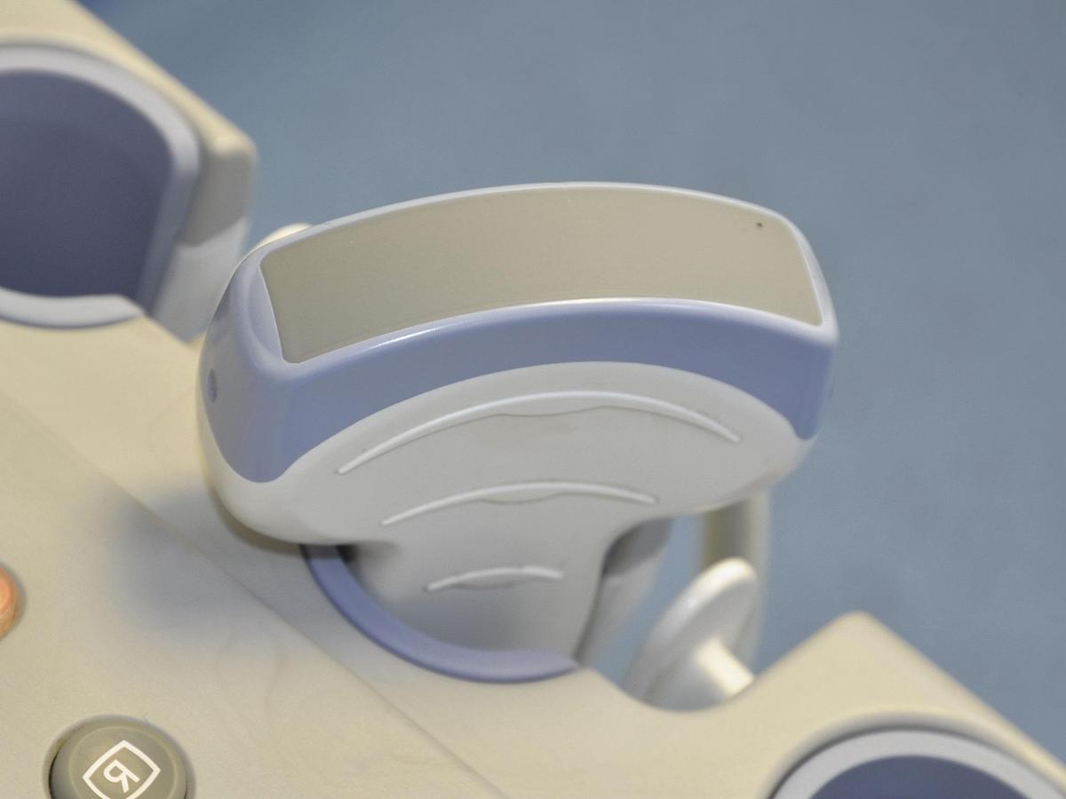 D'occasion GE LOGIQ P6 ULTRASOUND with 2 probes