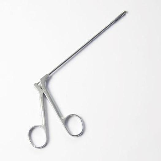 BIOPSY FORCEPS, RIGHT, NEEDLE JAW, 4 MM/150 MM