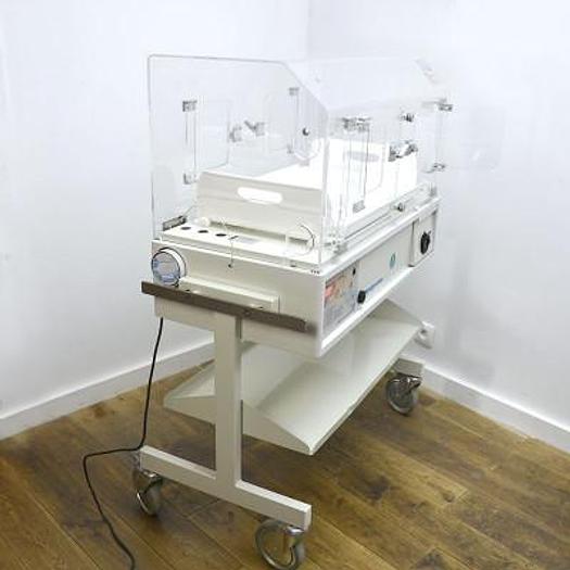 Used MEDIPREMA MP4 ISIS INCUBATOR YEAR 1995