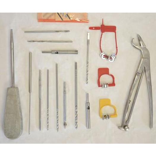 Used ORTHOPEDIC BOX WITH SCREW SET