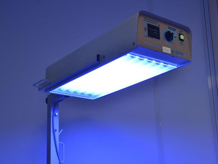 Used MEDIPREMA AMPLIFLUX PHOTOTHERAPY RAMP