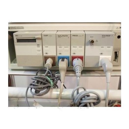 Used MULTIPARAMETRIC COLOR MONITOR HP J45