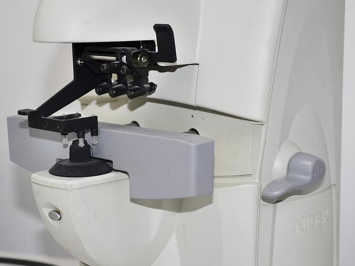 D'occasion FRONTOFOCOMÈTRE AUTOMATIQUE NIDEK LM 1000