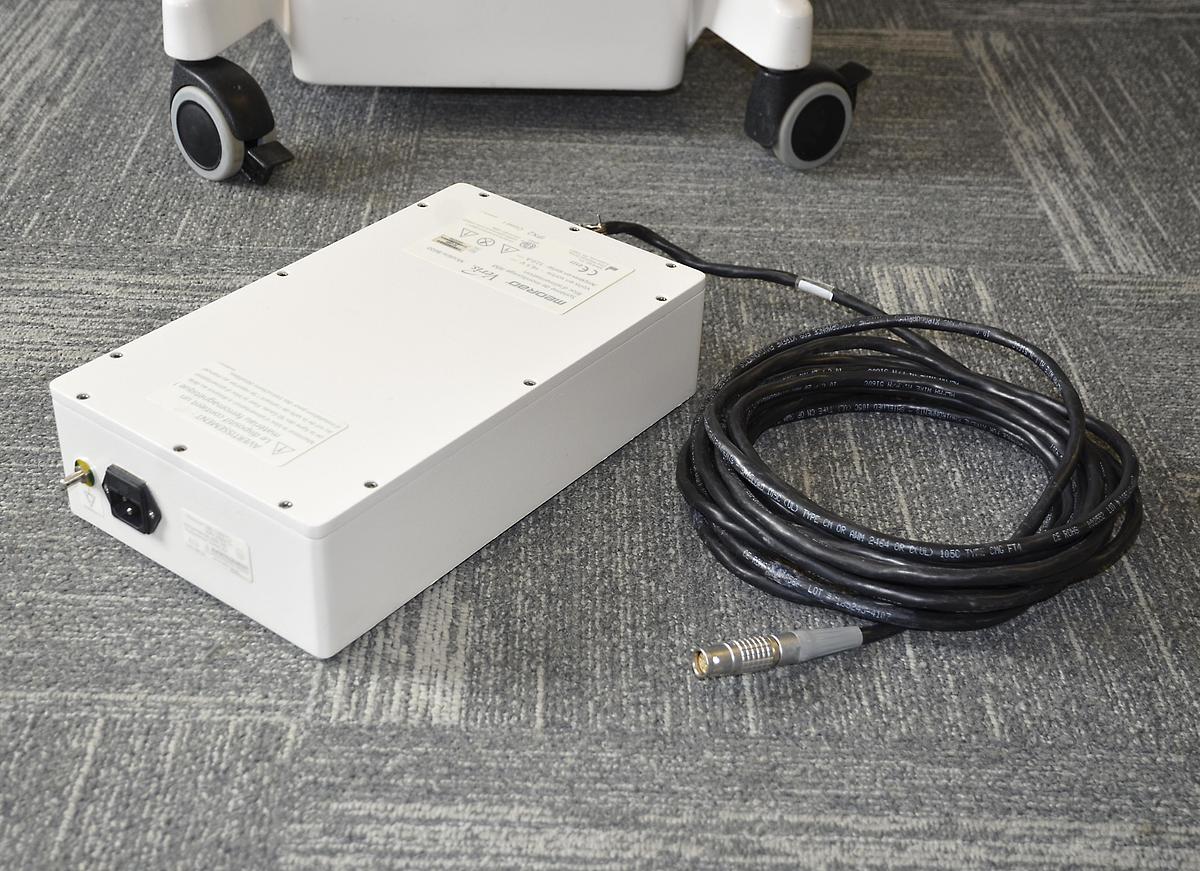 D'occasion MEDRAD VERIS 8600 VITAL SIGNS MONITOR WITH REMOTE DISPLAY, MRI COMPATIBLE