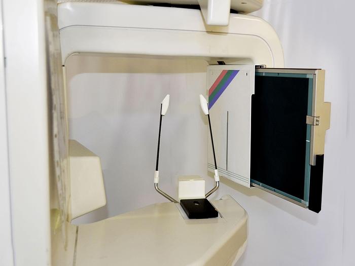 D'occasion PANORAMIQUE DENTAIRE PROLINE PM2002 CC, NUMÉRISEUR PROFECT FUJIFILM