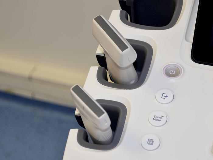 Used SAMSUNG HS 50 ULTRASOUND SCANNER