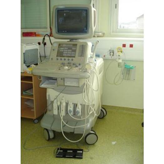 Used GE LOGIC 7 ULTRASOUND SCANNER WITH 4 PROBES