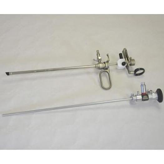 Used STORZ 27050E RESECTOR WITH 30 DEG OPTICS, LINER AND DIAGNIOSTIC LINER
