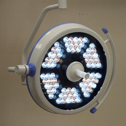 Used 500 LED MOBILE EMERGENCY OPERATION LIGHTING