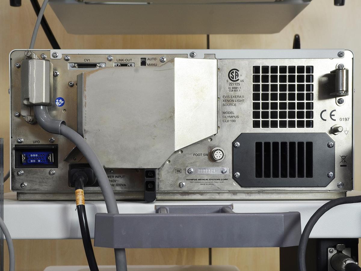 D'occasion OLYMPUS EXERA III CV190 VIDEO COLUMN WITH 2 ENDOSCOPES