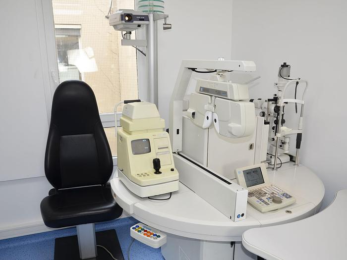 Used NIDEK OPHTHALMOLOGICAL CONSULTATION TABLE