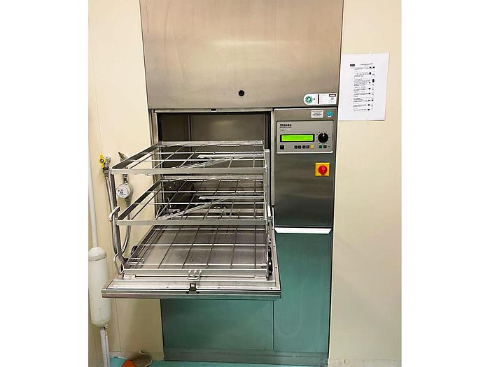 D'occasion LAVEUR-DÉSINFECTEUR MIELE G 7824