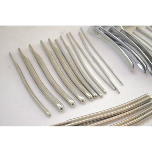 Used GYNECO SPARK PLUGS AND VALVES IN A BOX