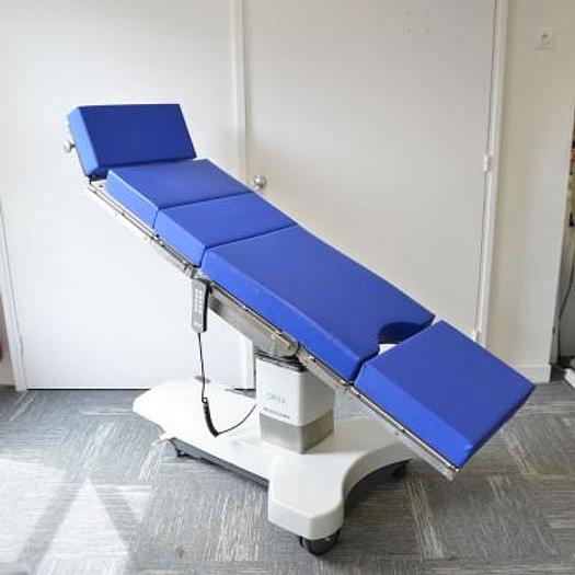 Used MERIVAARA ELECTRIC OPERATING TABLE OPERA MODEL