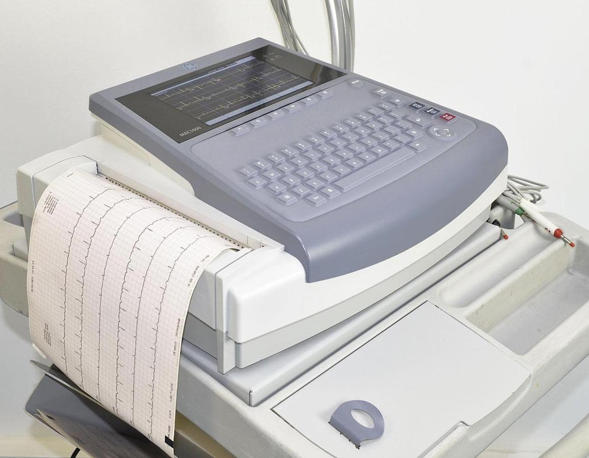 D'occasion ECG ELECTROCARDIOGRAMME GENERAL ELECTRIC MAC 1600