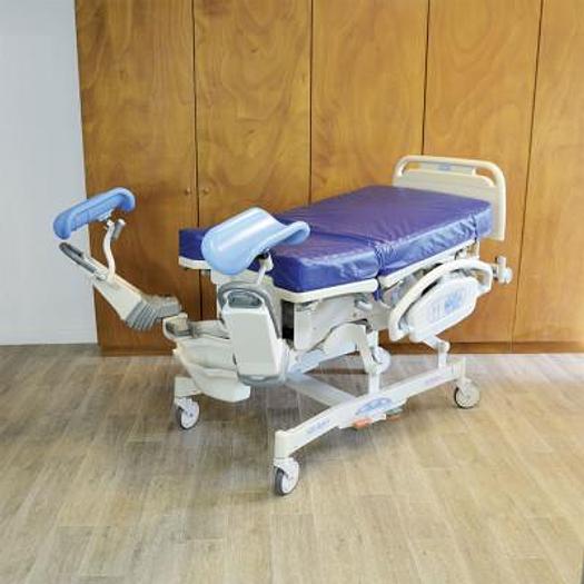 Used HILL-ROM AFFINITY 4 ELECTRIC DELIVERY BED