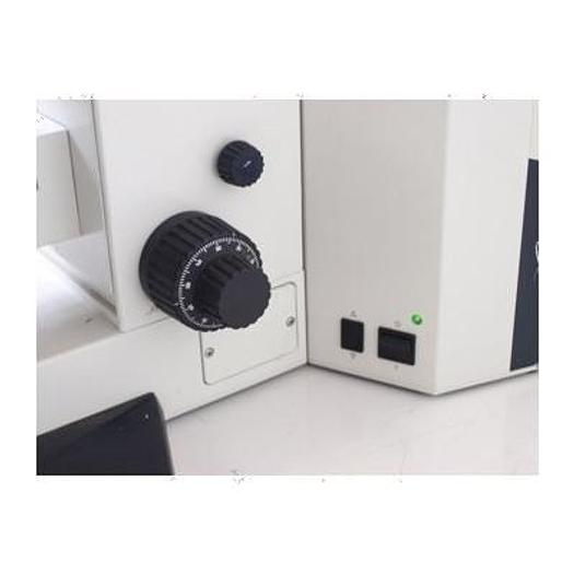 Used LEITZ DMRB LAB MICROSCOPE WITH 3 UNUSED OBJECTIVES