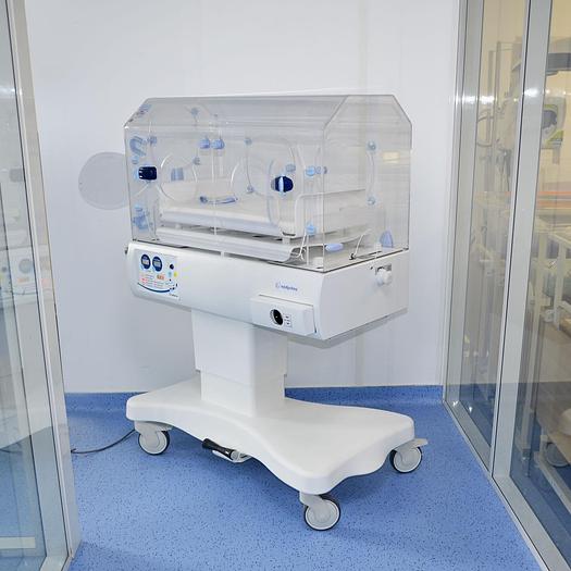 Used INCUBATOR MEDIPREMA SATIS 3552