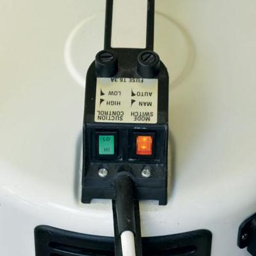 Used PLASTER SAW WITH INTEGRATED VACUUM CLEANER