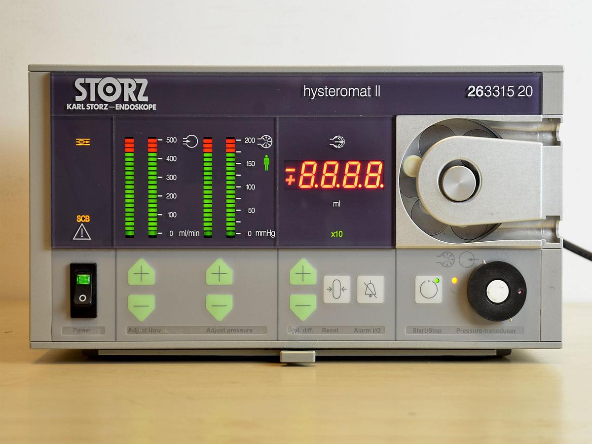 D'occasion IRRIGATION PUMP FOR ENDOSCOPY HYSTEROMAT 2 STORZ 26331520