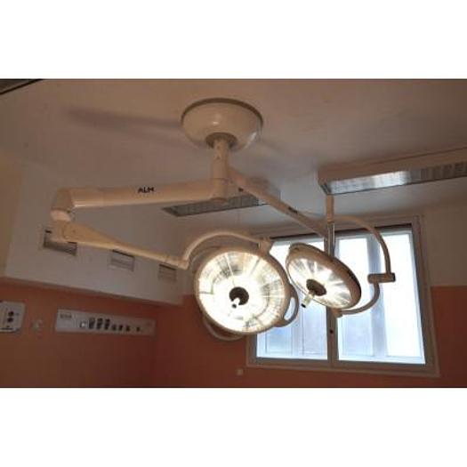 Used ALM PRISMALIX OPERATING LIGHT WITH 70CM DOME AND 50CM SATELLITE